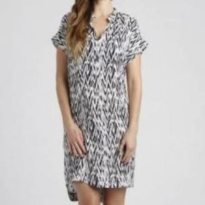 Loyal Hana Cybelle Black White Chevron Pocketed Maternity Nursing Shirtdress - S